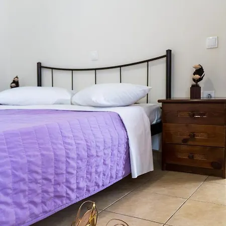 Soulis Aparthotel Oia