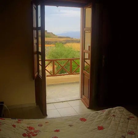 Soulis شقة فندقية أويا