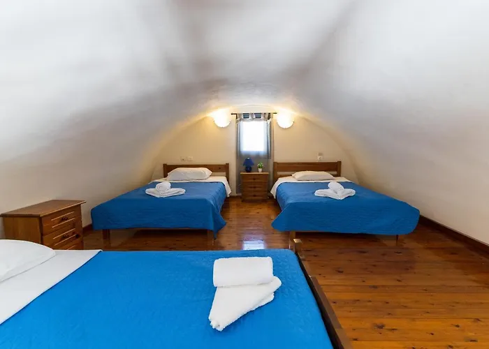 Soulis Aparthotel Oia (Santorini)