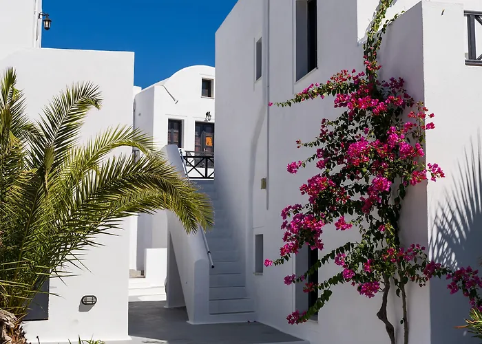Soulis Aparthotel Oia (Santorini)