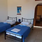 Soulis Apart Otel Oia