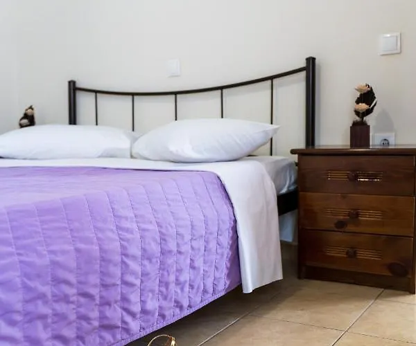 Soulis Aparthotel Oia